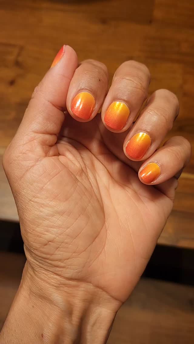My week in nails!!

#nailpolish #drynailpolish #ColorStreet #nails #summer #beauty